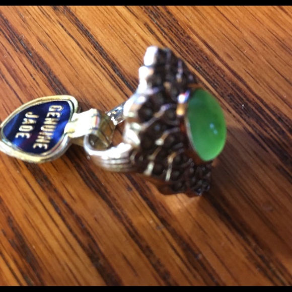American made Sterling Silver and jade ring - Picture 3 of 4